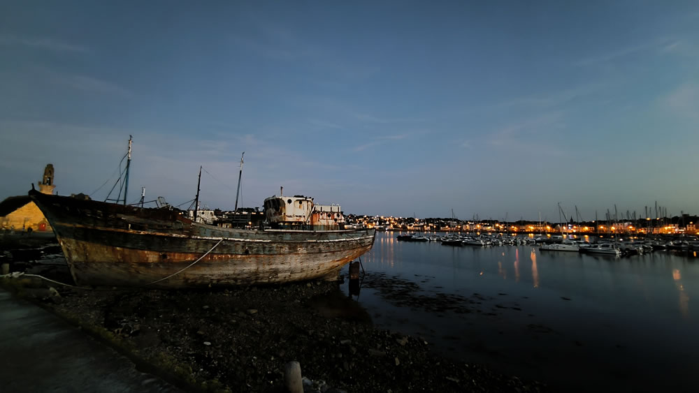 La nuit tombe sur ces souvenirs