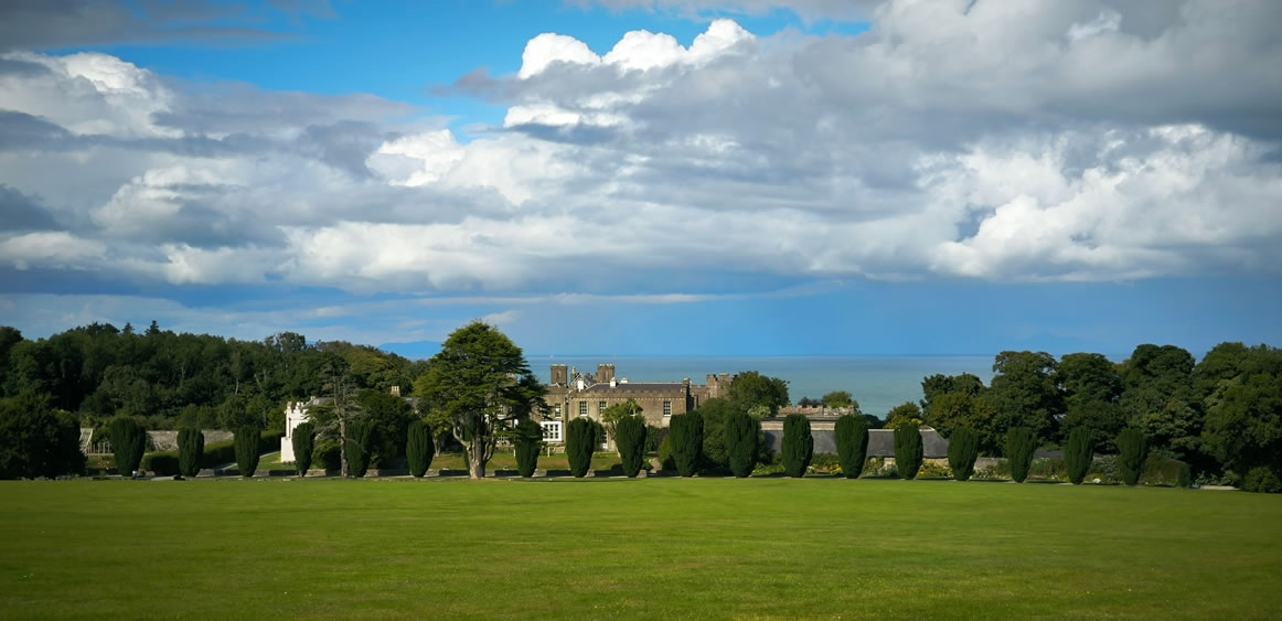 Près de Malahide, le magnifique site du château d'Ardgillan