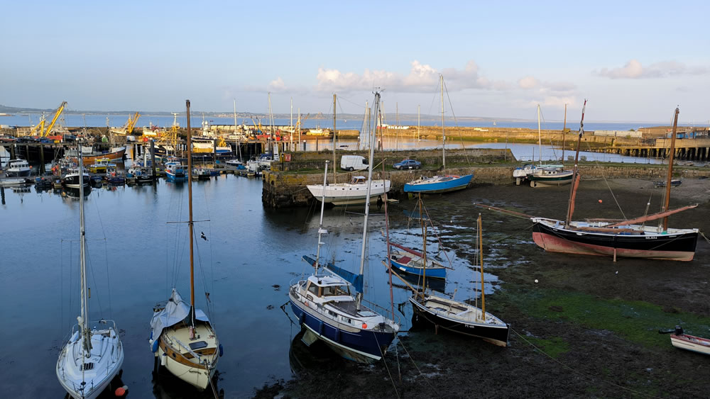 It is an active fishing port